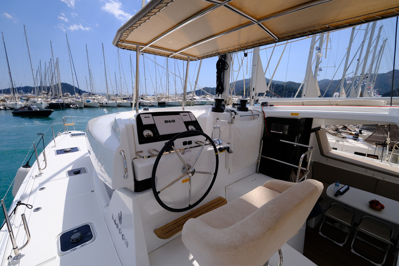 Photo #6 - Lagoon 42 - 4 cab. (Soffio) en Gocek - 31938