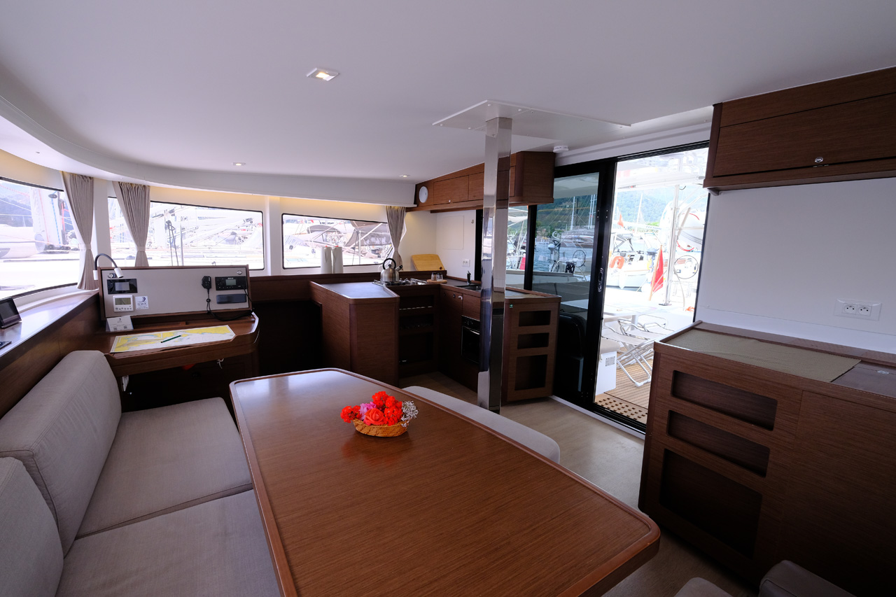 Photo #10 - Lagoon 42 - 4 cab. (Soffio) en Gocek - 31938