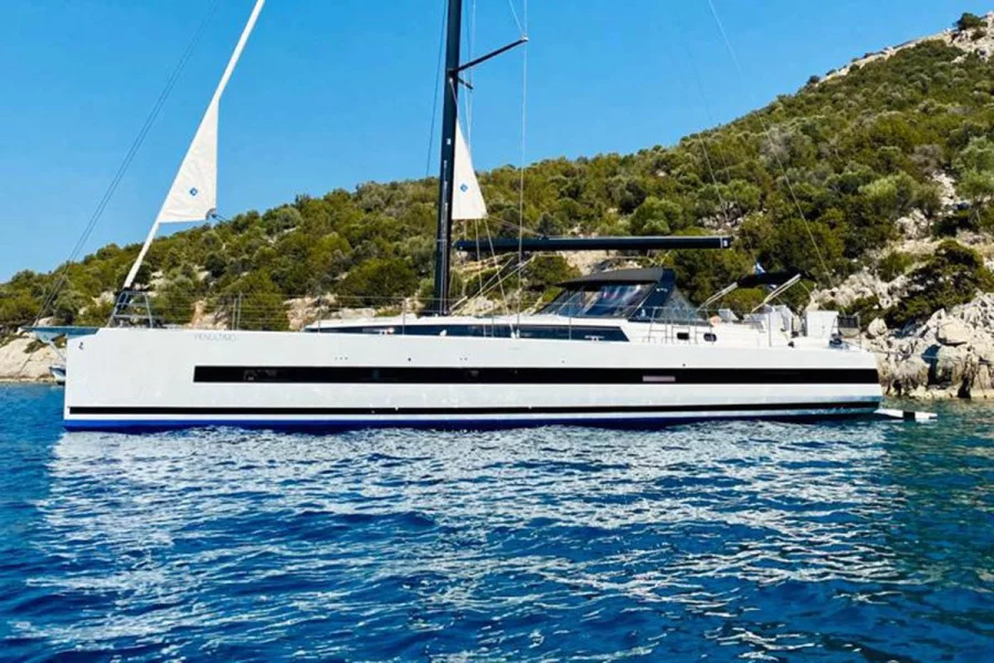 Oceanis Yacht 62 - 4 + 1 (Penultimo)  - 0