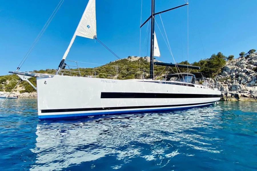 Oceanis Yacht 62 - 4 + 1 (Penultimo)  - 2
