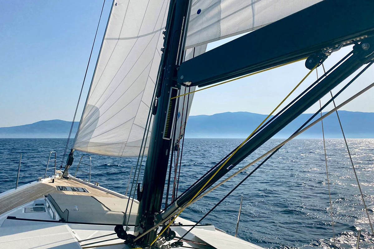 Photo #11 - Oceanis Yacht 62 - 4 + 1 (Penultimo) en Elliniko - 31945