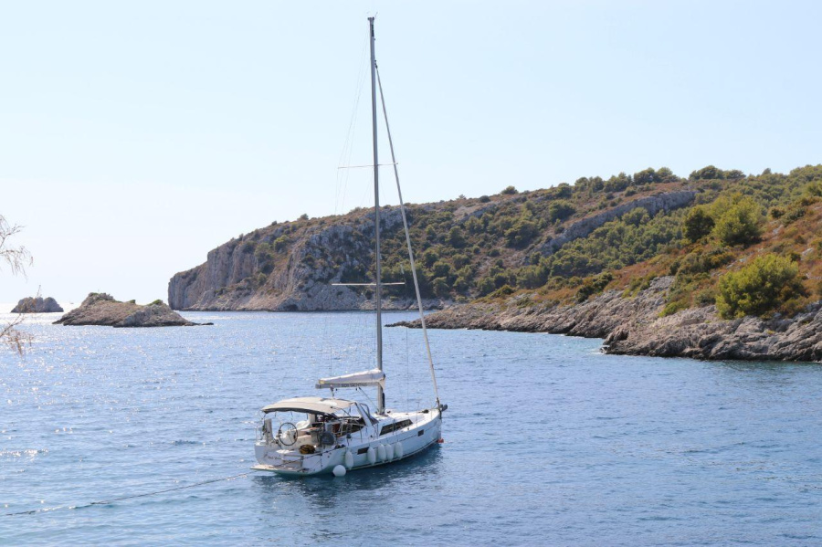 Photo #6 - Oceanis 41.1 (Mala Nevina) in Kastela - 31947
