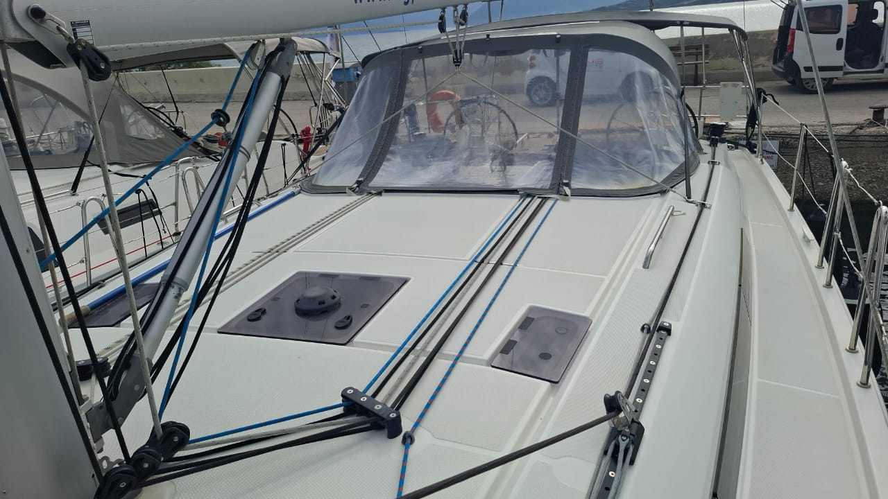 Photo #4 - Oceanis 40.1 (Taylor) en Lefkada - 31959