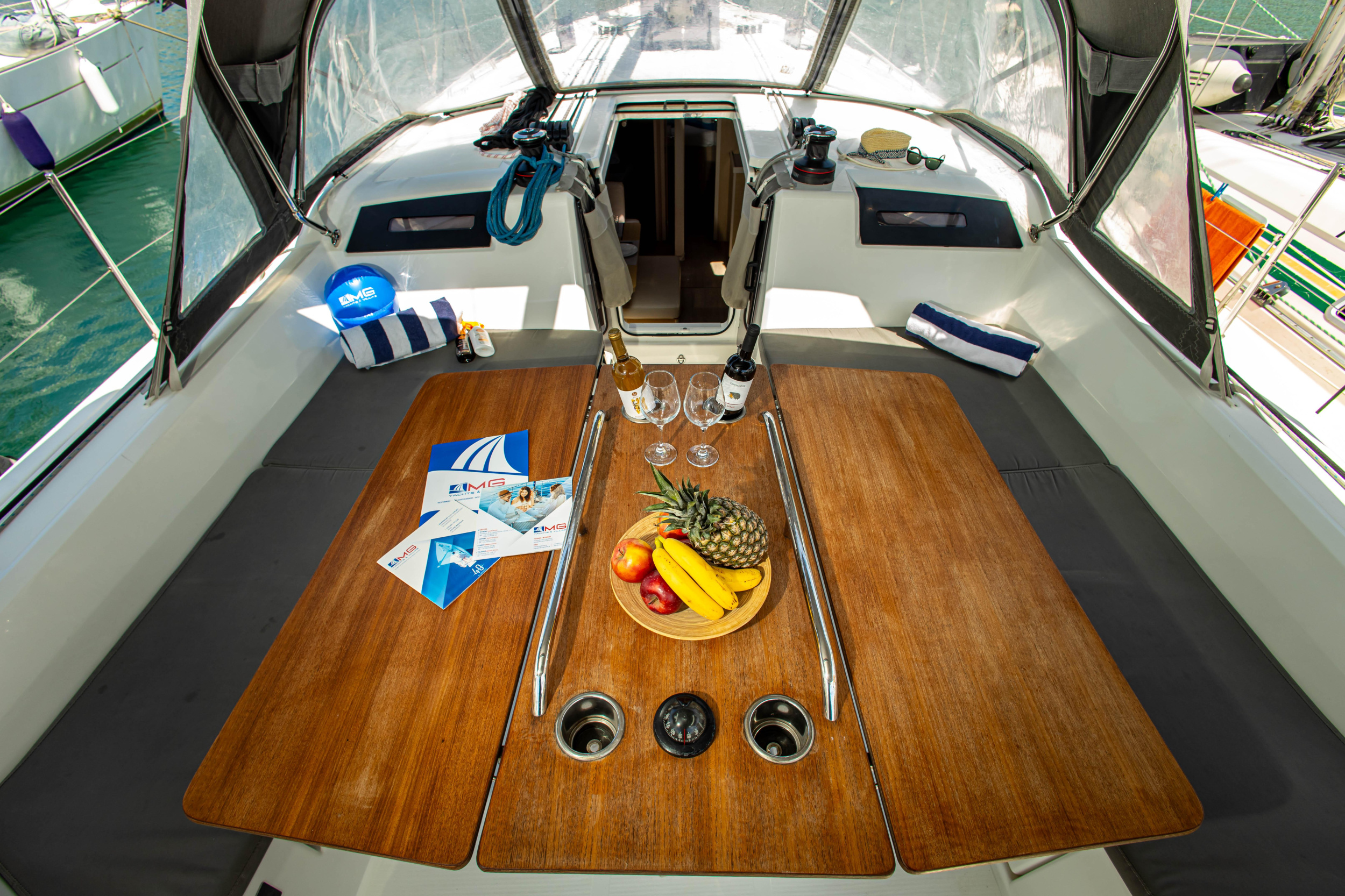 Photo #6 - Oceanis 40.1 (Taylor) en Lefkada - 31959