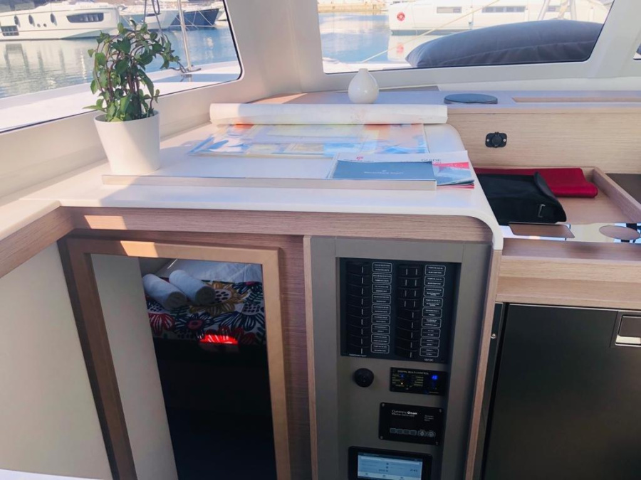 Photo #10 - Fountaine Pajot Isla 40 - 3 cab. (Island Escape) en Trogir - 31995