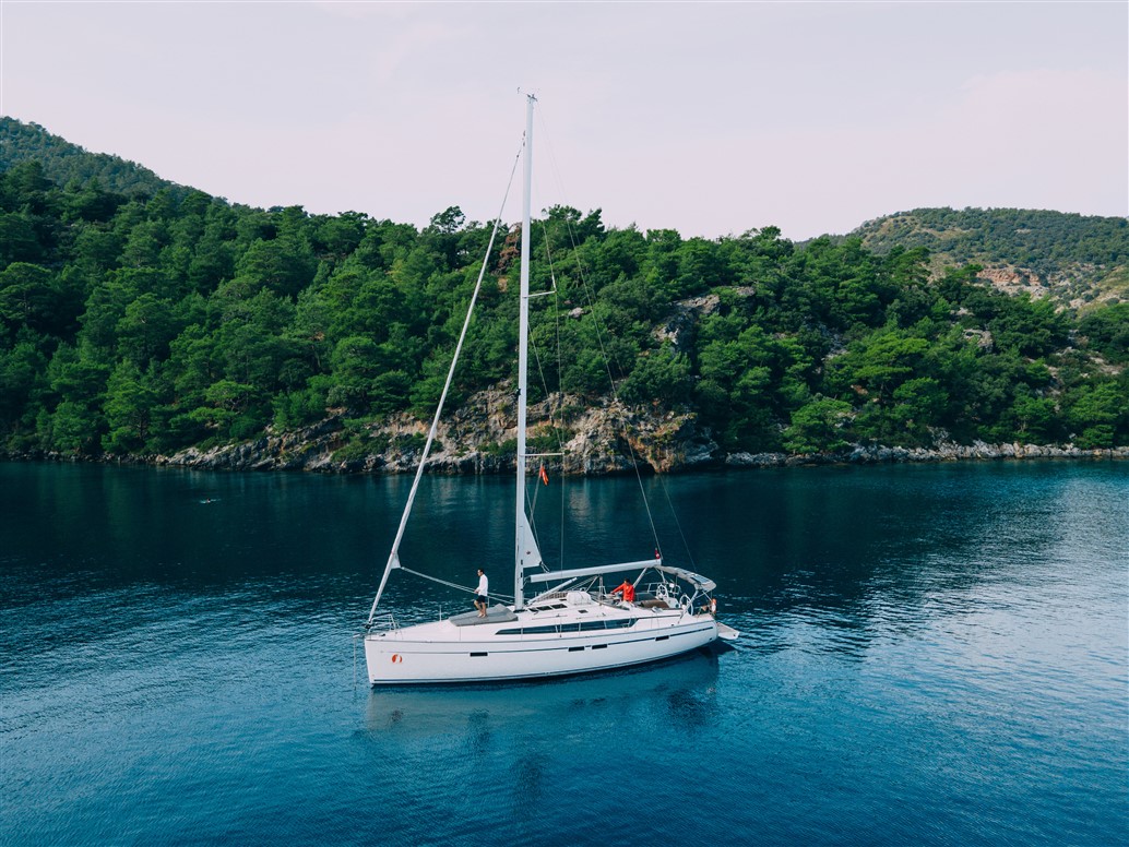 Photo #7 - Bavaria Cruiser 46 - 4 cab. (Barcelona) in Fethiye - 32008
