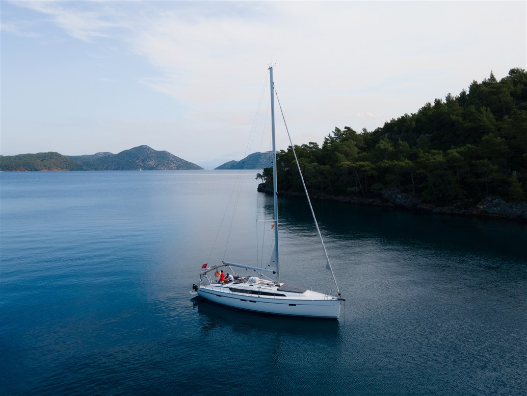 Photo #8 - Bavaria Cruiser 46 - 4 cab. (Barcelona) in Fethiye - 32008