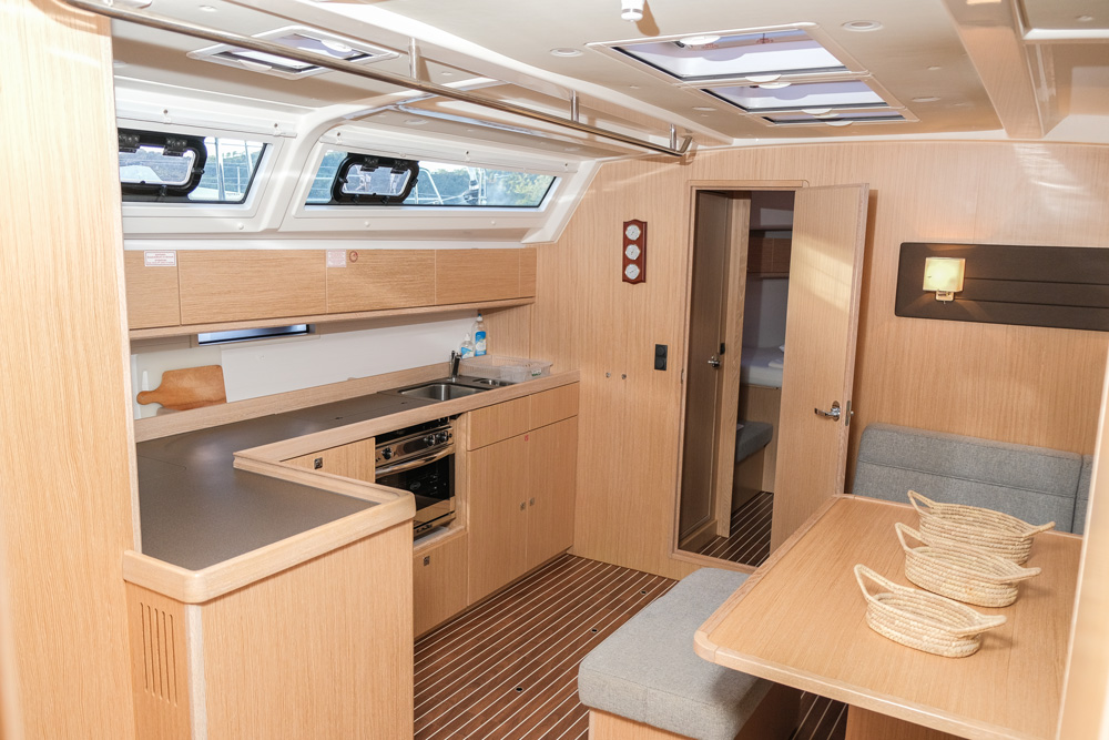 Photo #12 - Bavaria Cruiser 46 - 4 cab. (Istanbul) in Fethiye - 32009