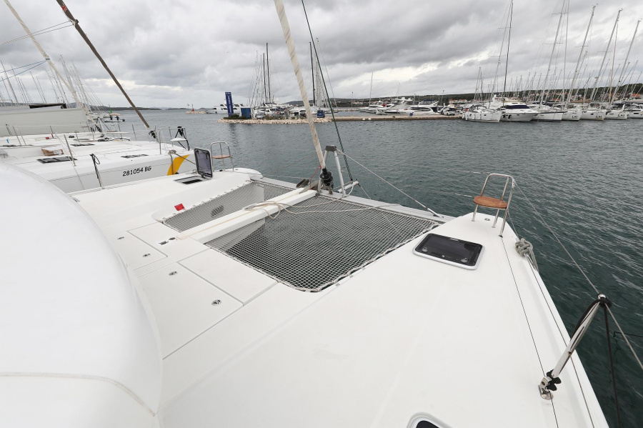 Photo #32 - Lagoon 42 - 4 + 2 cab. (Ice Cat) en Biograd - 32010