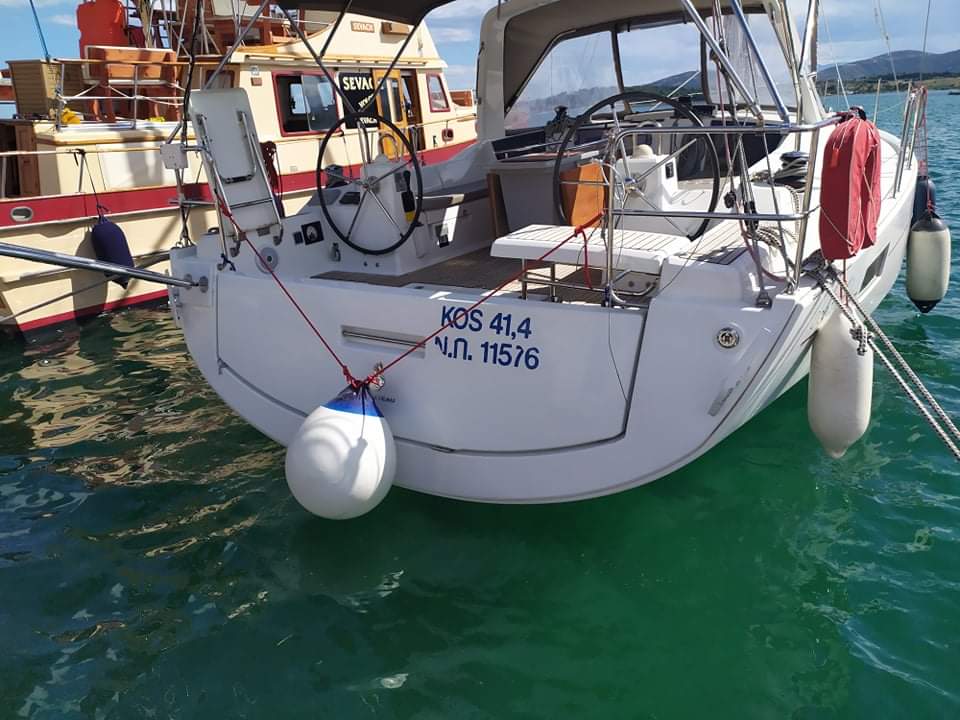 Photo #5 - Oceanis 41.1 (Kos 41.4) en Volos - 32012