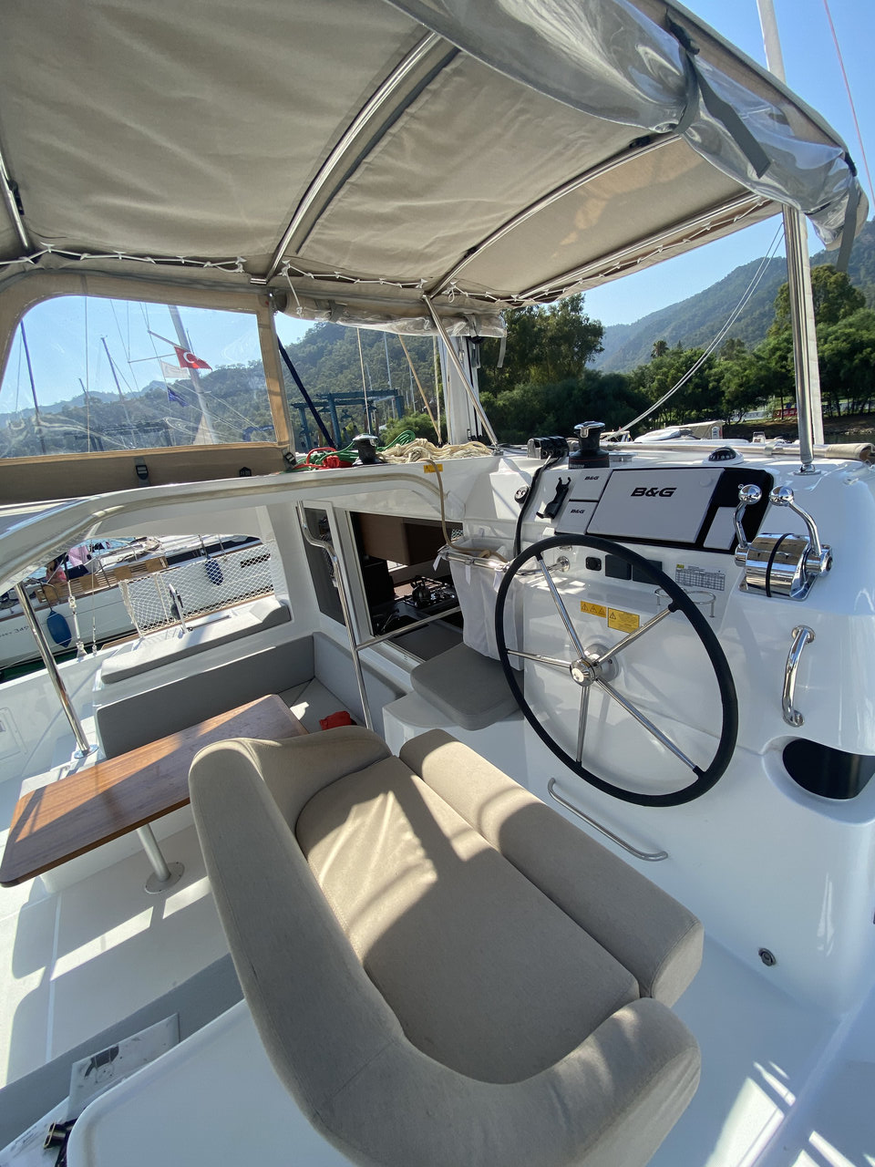 Photo #4 - Lagoon 40 - 4 + 2 cab (Falcon) in Gocek - 32026