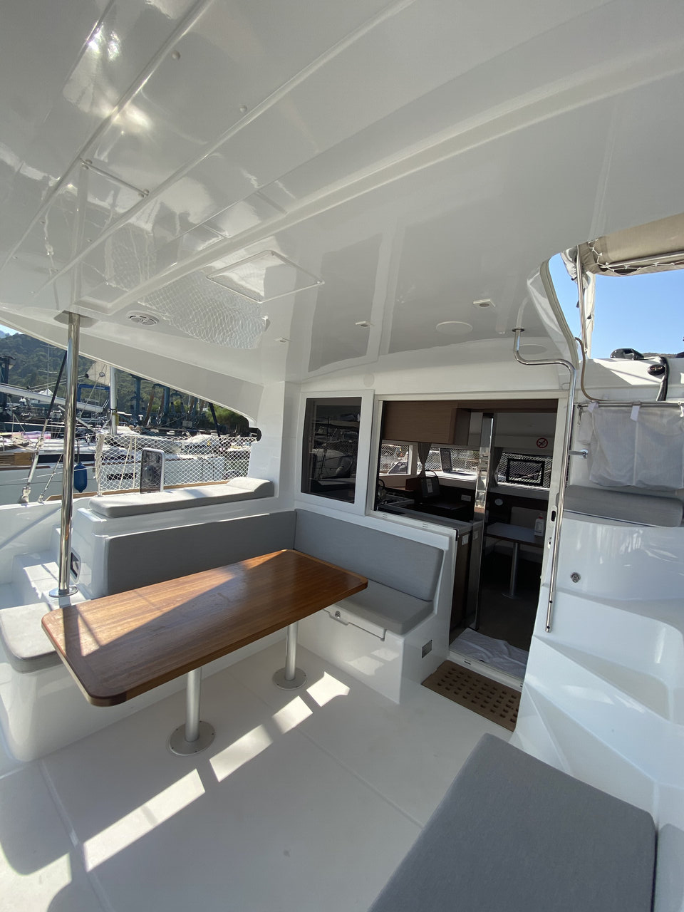 Photo #5 - Lagoon 40 - 4 + 2 cab (Falcon) in Gocek - 32026