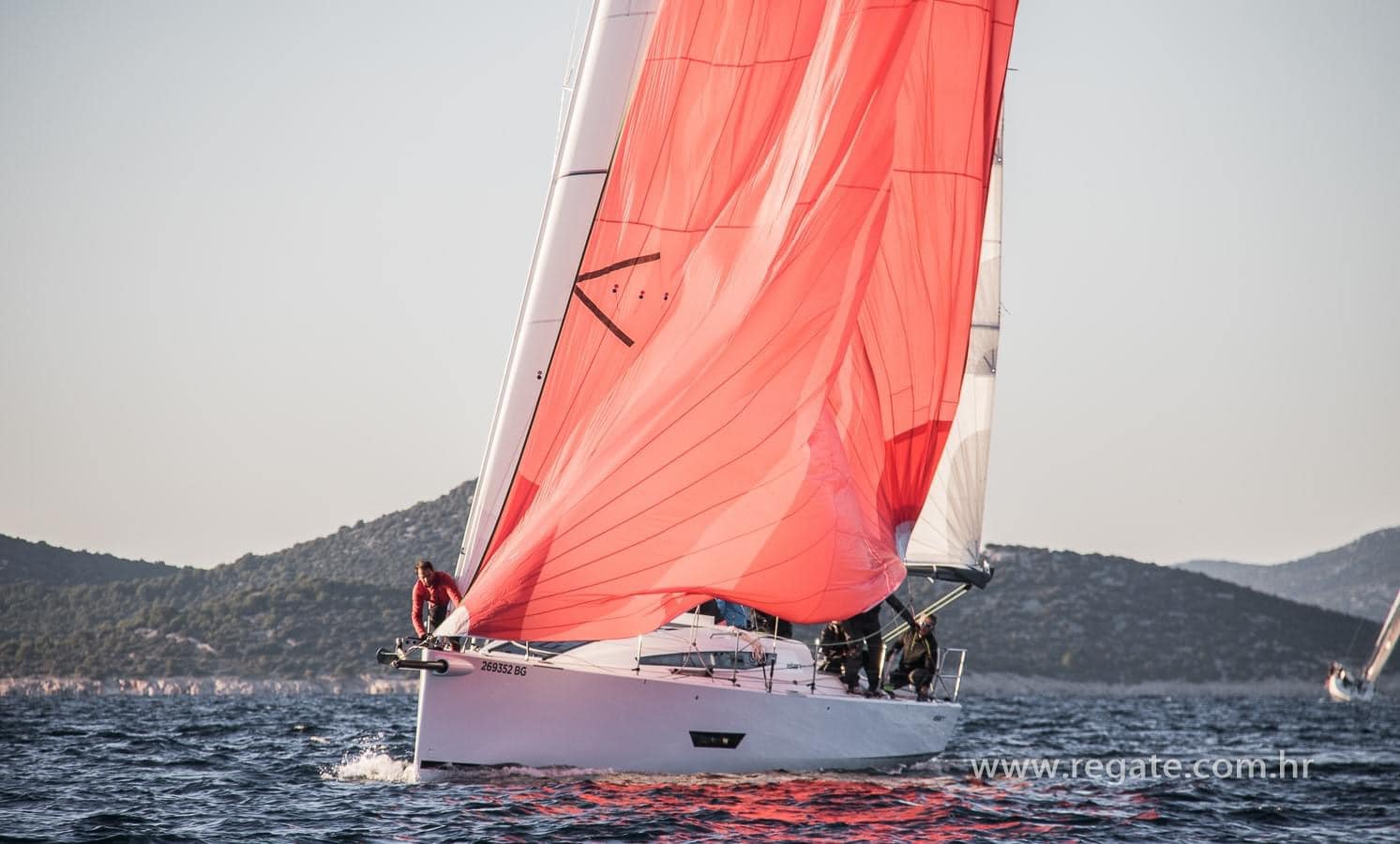 Photo #7 - Elan E5 (Elaya) en Biograd - 32040