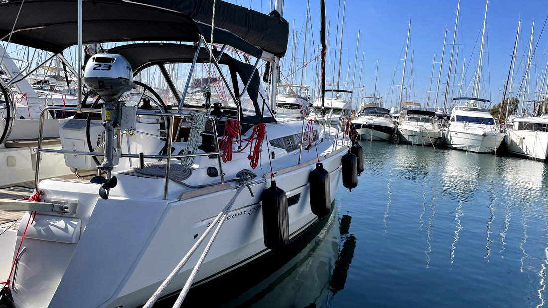 Photo #5 - Sun Odyssey 479 - 4 cab. (Luna Rossa) in Athen - 32045