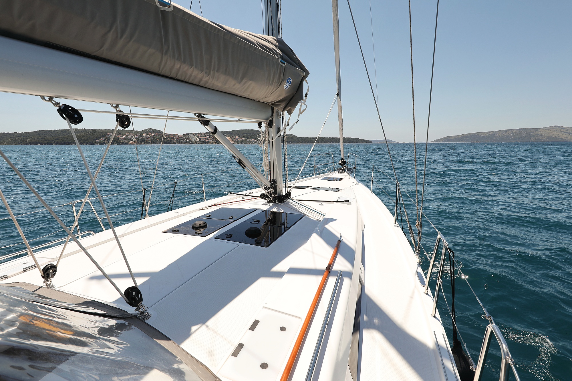 Photo #6 - Hanse 458 - 3 cab. (One Life) in Trogir - 32097