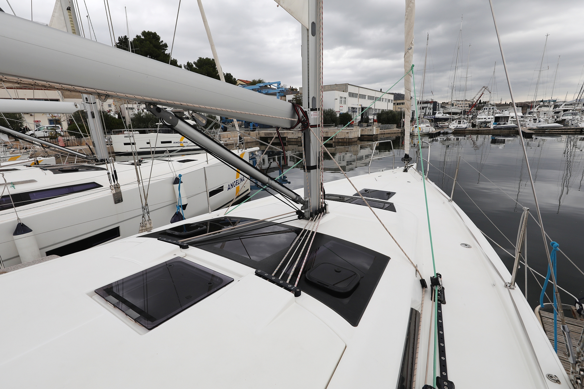 Photo #10 - Dufour 390 GL (Mercury) in Trogir - 32119