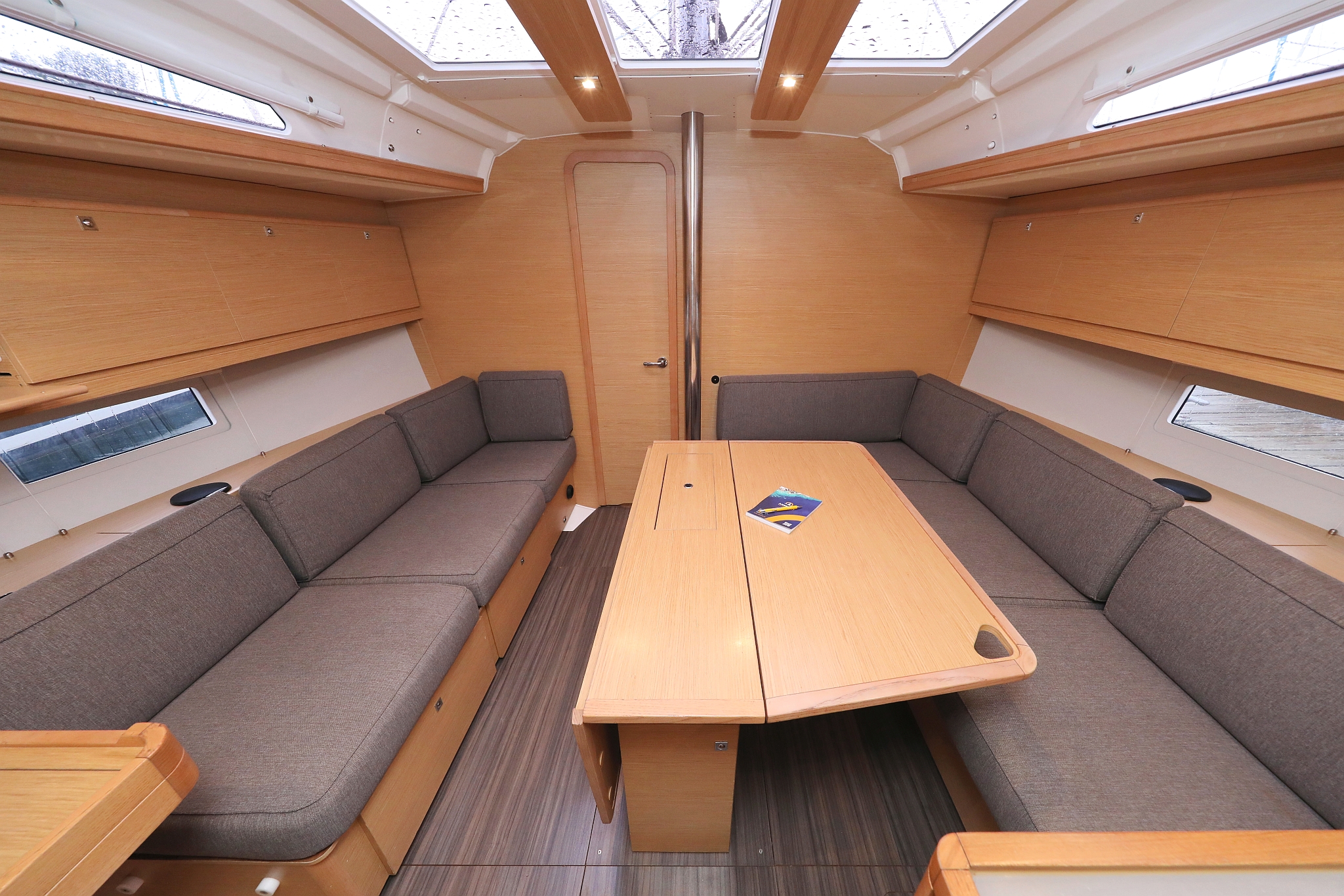 Photo #14 - Dufour 390 GL (Mercury) in Trogir - 32119