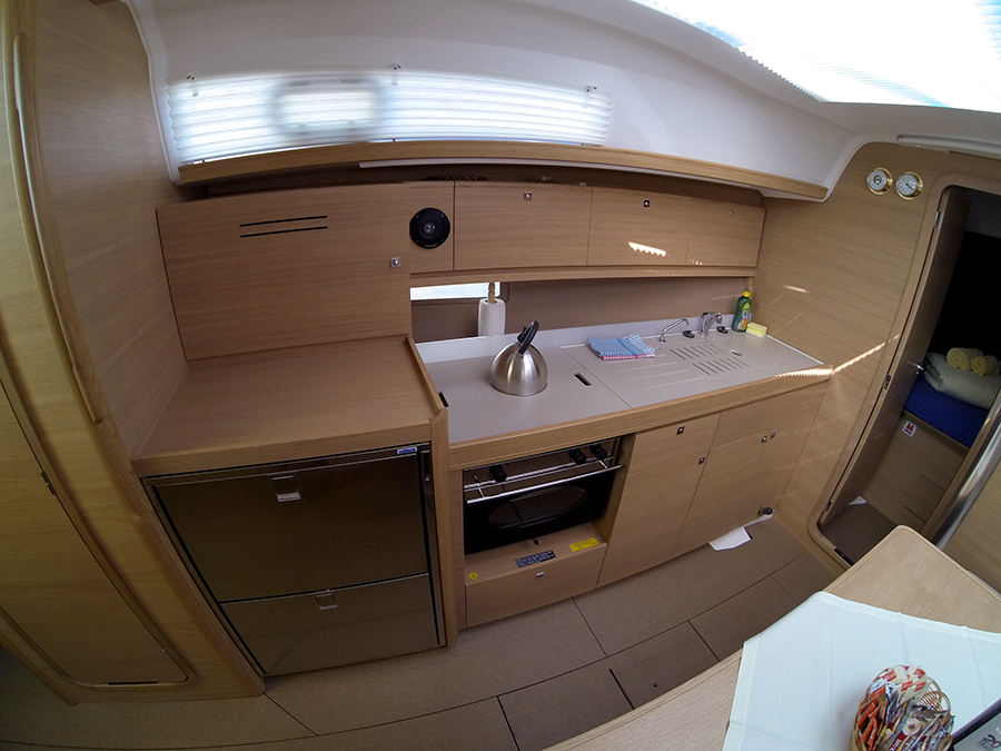 Photo #12 - Dufour 382 GL (Major Tom) in Sibenik - 32134