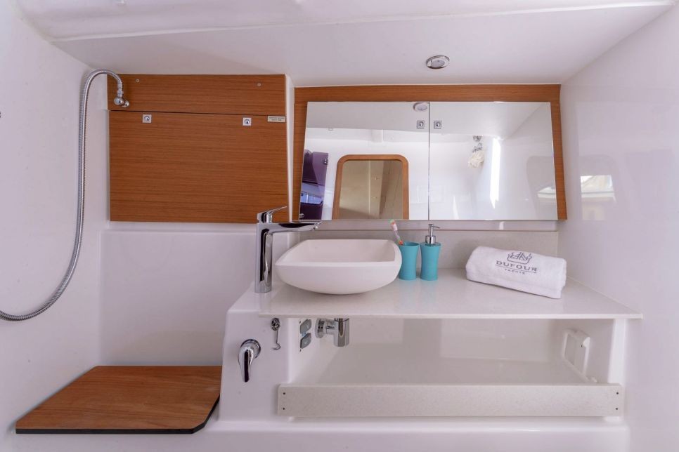 Photo #12 - Dufour 430 GL (SUNNY MANGO_DB) in Anse Marcel - 32164