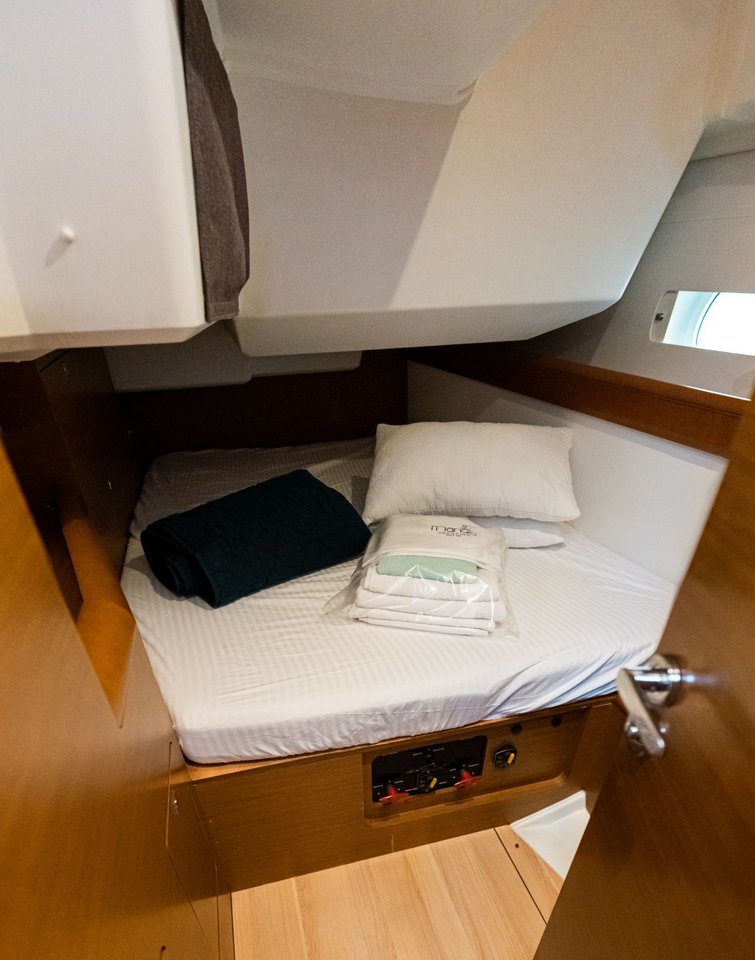 Photo #14 - Sun Odyssey 479 - 4 cab. (Filippos I) en Lefkada - 32211