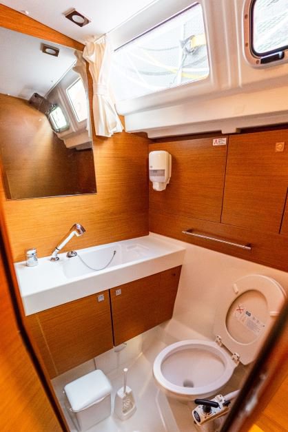 Photo #17 - Sun Odyssey 479 - 4 cab. (Filippos I) en Lefkada - 32211