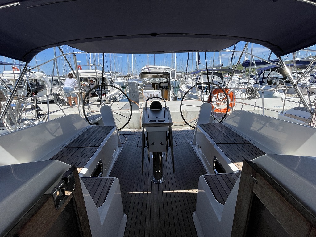 Photo #5 - Bavaria Cruiser 46 - 4 cab. (Alessandra) en Sukosan - 32215