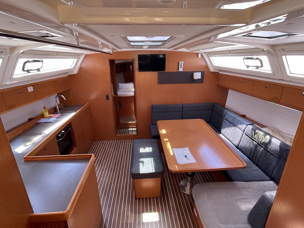 Photo #8 - Bavaria Cruiser 46 - 4 cab. (Alessandra) en Sukosan - 32215