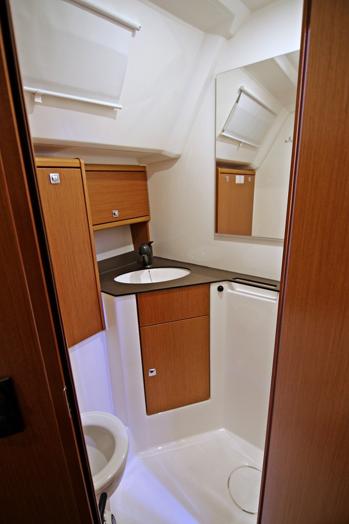 Photo #15 - Bavaria Cruiser 46 - 4 cab. (Alessandra) en Sukosan - 32215
