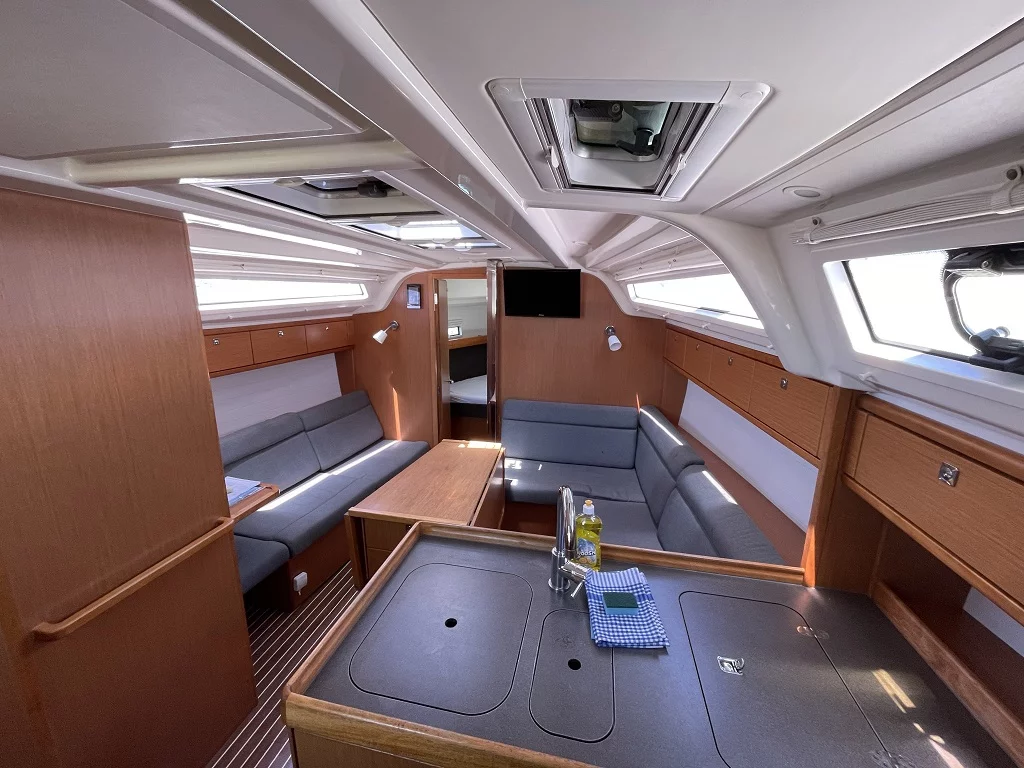 Bavaria Cruiser 37 - 3 cab. (Andrea)  - 8
