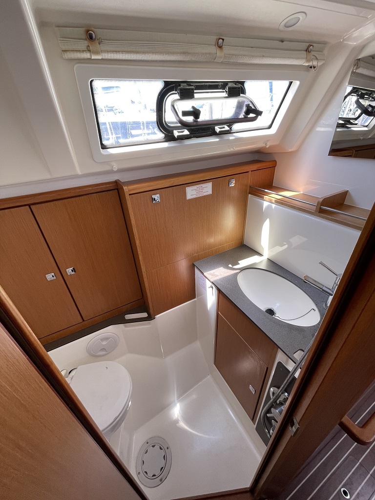 Photo #18 - Bavaria Cruiser 37 - 3 cab. (Andrea) in Sukosan - 32216