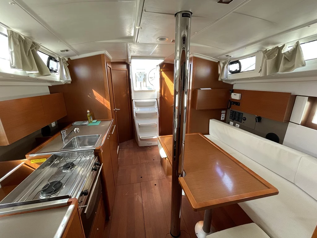 Oceanis 38 - 3 cab. (Fede)  - 8
