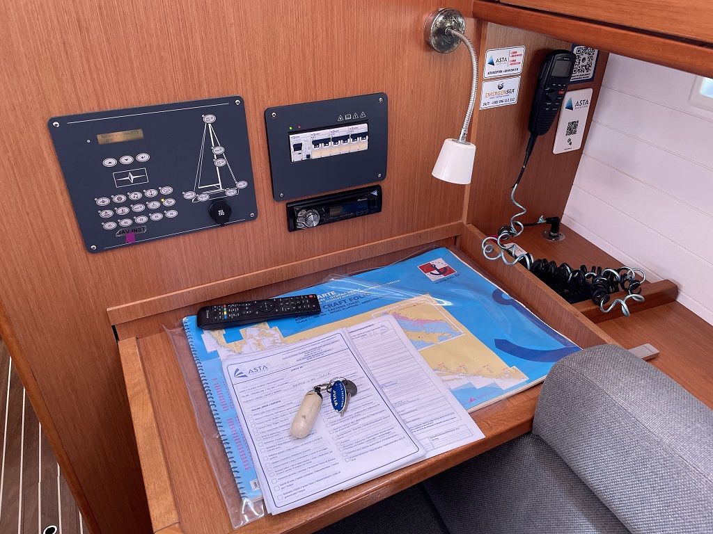Photo #7 - Bavaria Cruiser 37 - 3 cab. (Julia) in Sukosan - 32221