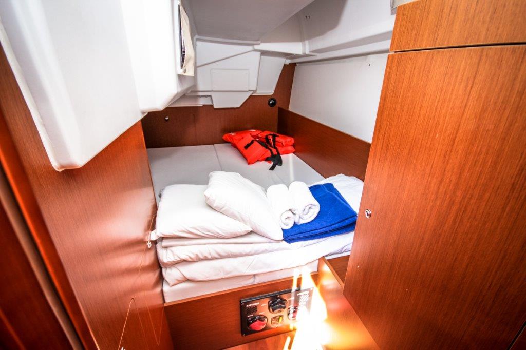 Photo #9 - Oceanis 35 (Dalmar) in Pomer - 32227