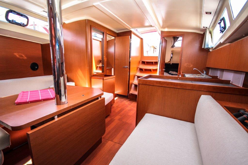 Photo #8 - Oceanis 41.1 (Porterusa) in Pomer - 32232