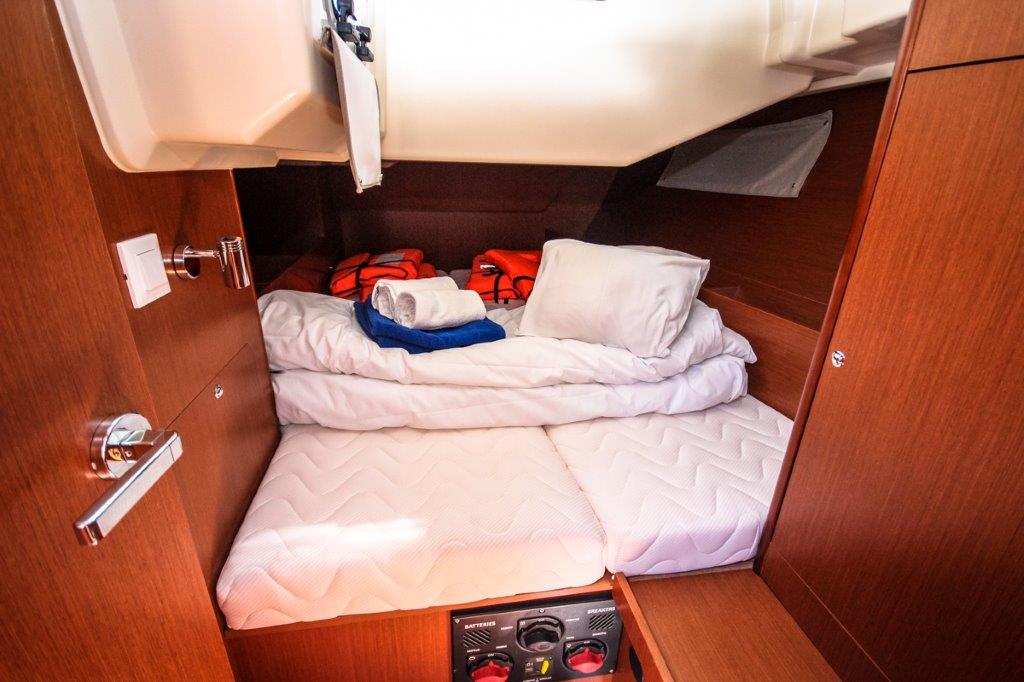 Photo #9 - Oceanis 41.1 (Porterusa) in Pomer - 32232