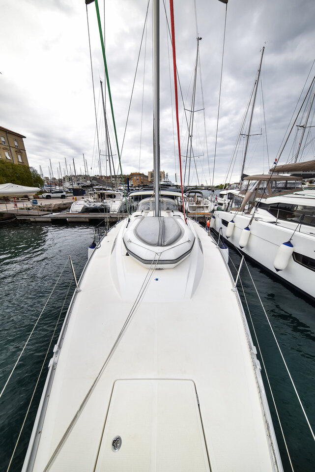 Photo #7 - Bavaria Cruiser 46 - 4 cab. (Six Bag) en Zadar - 32275