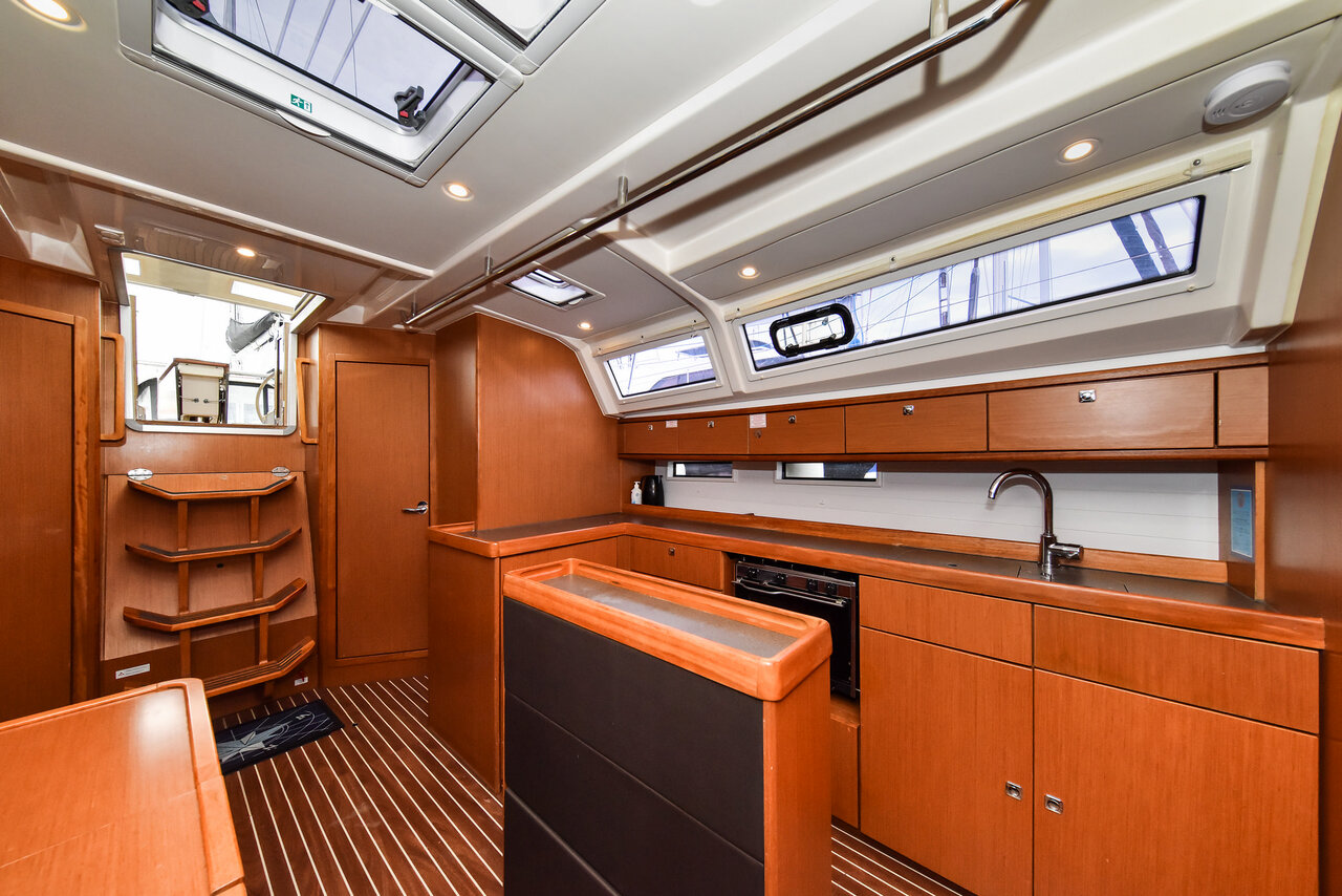 Photo #19 - Bavaria Cruiser 46 - 4 cab. (Six Bag) en Zadar - 32275