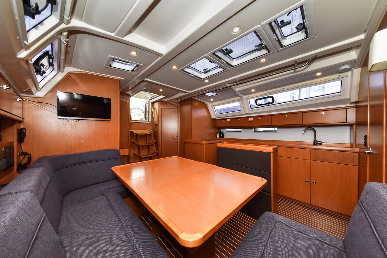 Photo #20 - Bavaria Cruiser 46 - 4 cab. (Six Bag) en Zadar - 32275