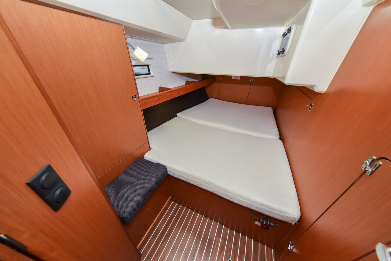 Photo #25 - Bavaria Cruiser 46 - 4 cab. (Six Bag) en Zadar - 32275