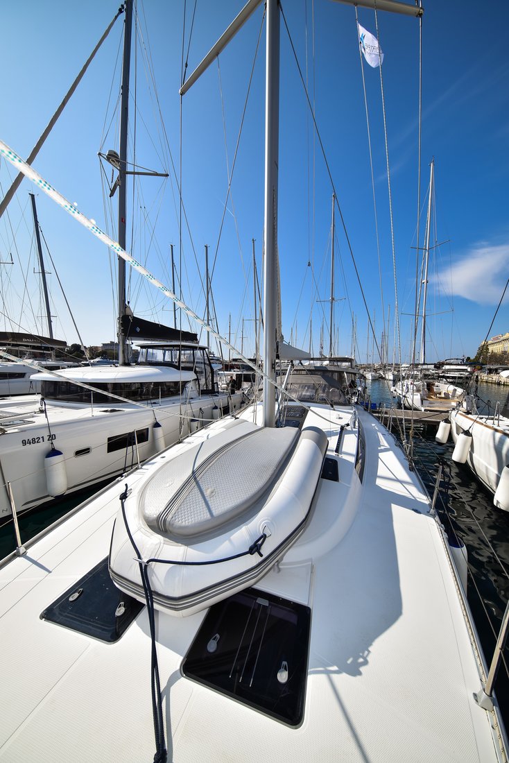Photo #15 - Bavaria Cruiser 56 - 5 + 1 cab. (Fat Boy) in Zara - 32276