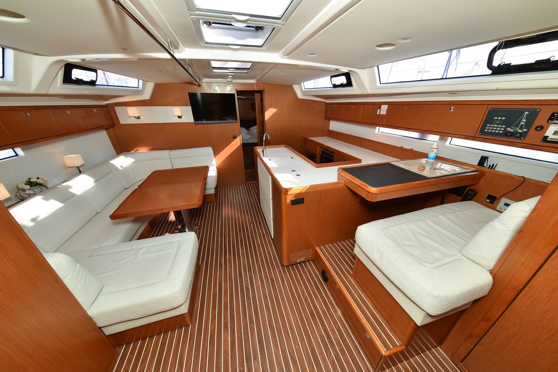 Photo #17 - Bavaria Cruiser 56 - 5 + 1 cab. (Fat Boy) in Zara - 32276