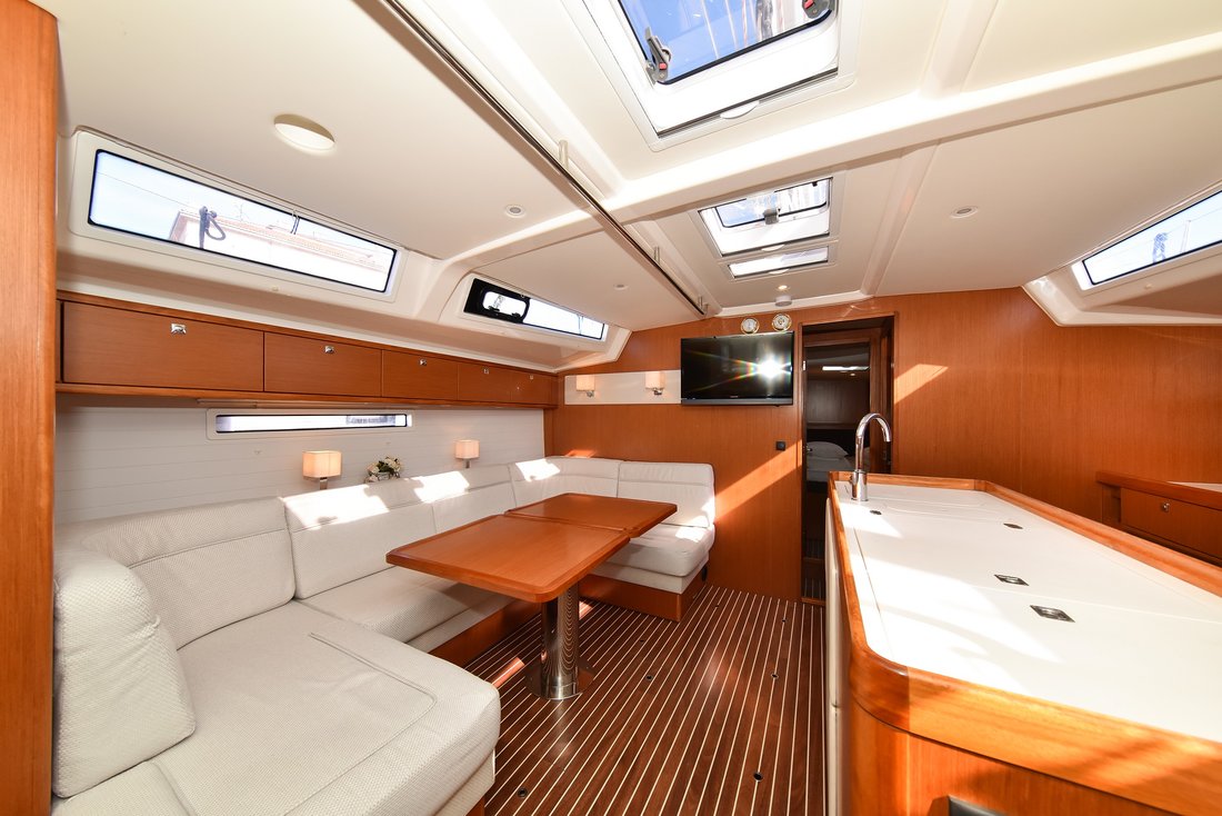 Photo #18 - Bavaria Cruiser 56 - 5 + 1 cab. (Fat Boy) in Zara - 32276