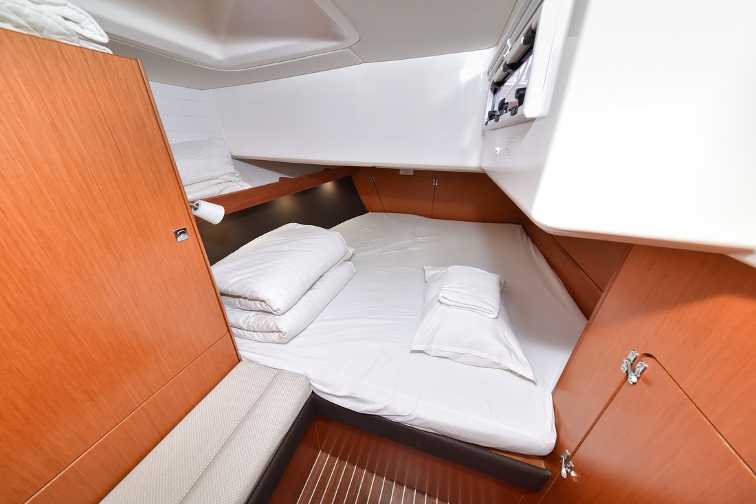Photo #33 - Bavaria Cruiser 56 - 5 + 1 cab. (Fat Boy) in Zara - 32276