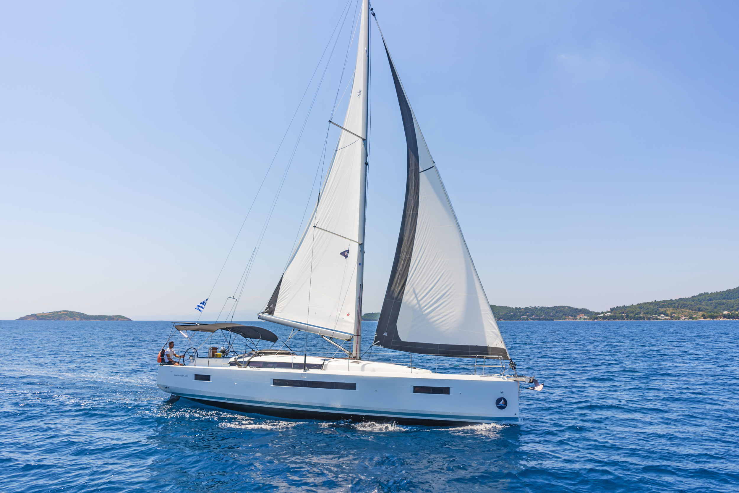 Photo #16 - Sun Odyssey 490 - 5 + 1 cab. (Marina II) in Skiathos - 32285