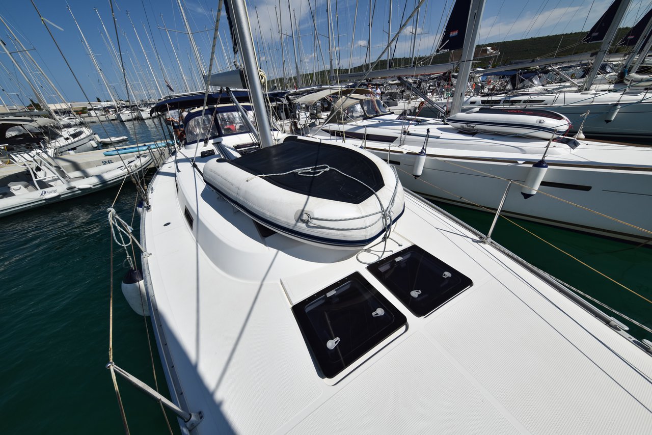 Photo #12 - Bavaria Cruiser 45 - 4 cab. (Controvento) in Sukosan - 32314