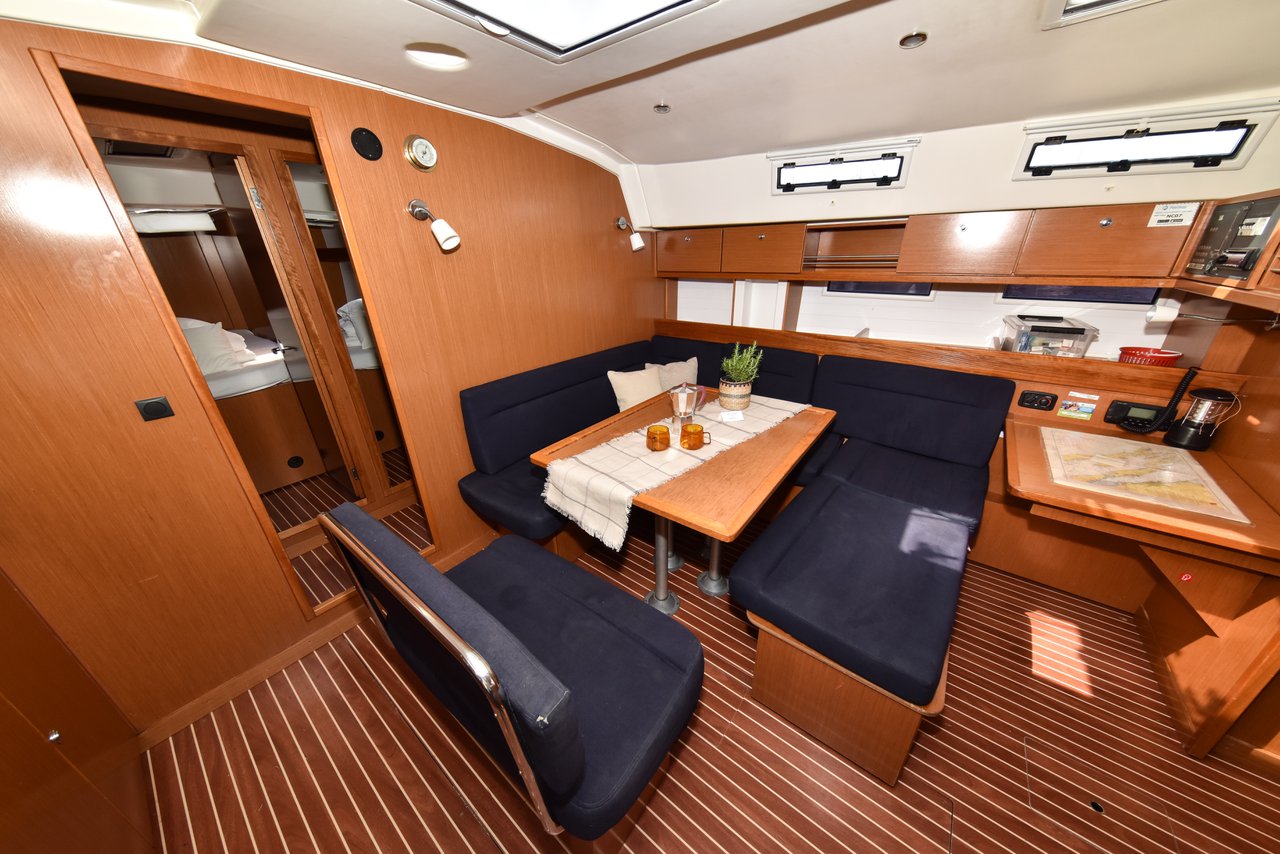 Photo #18 - Bavaria Cruiser 45 - 4 cab. (Controvento) in Sukosan - 32314