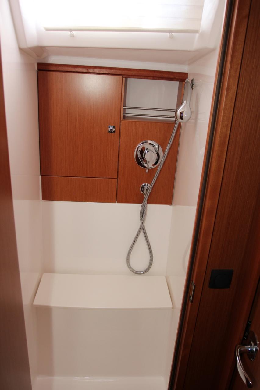 Photo #10 - Bavaria Cruiser 46 - 4 cab. (Sunbear) en Vrsar - 32332