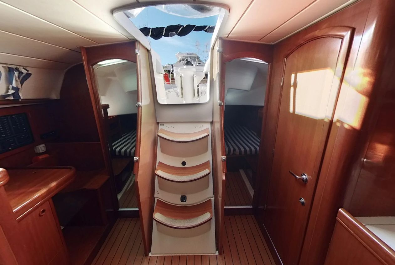 Photo #5 - Oceanis Clipper 411 - 4 cab. (Hypo) in Murter - 32340