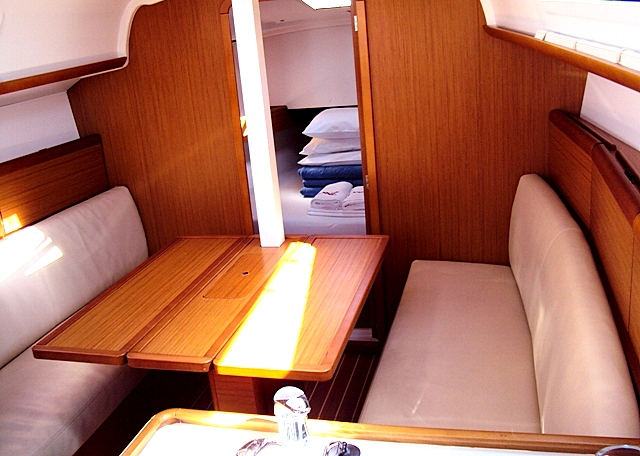 Photo #5 - Sun Odyssey 30i (Espresso 1) en Murter - 32363