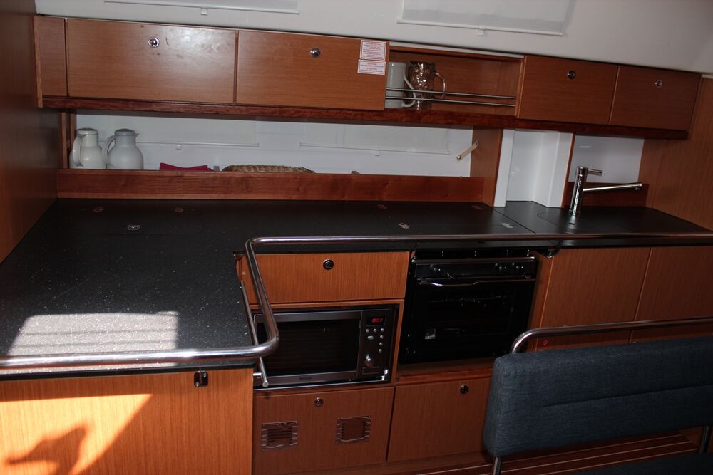 Photo #8 - Bavaria Cruiser 45 - 4 cab. (Bella Blue) en Vrsar - 32383